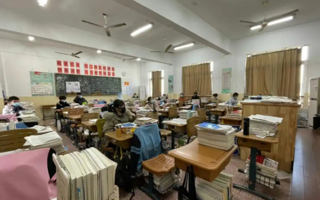 教师指导下推动主动发展