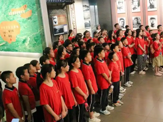 了解年代考虑职责学生们