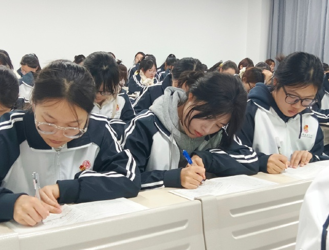 学生可以在反复思考和论