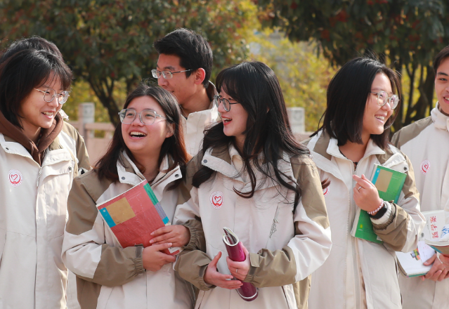 智能化建造高校办理数据