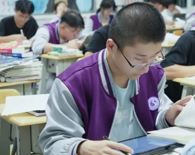 让每个孩子在实在互动中