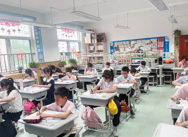 幼儿园以生活化游戏化课